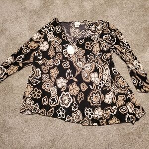 Fashion Bug Black and Beige Floral-Print V-Neck Blouse